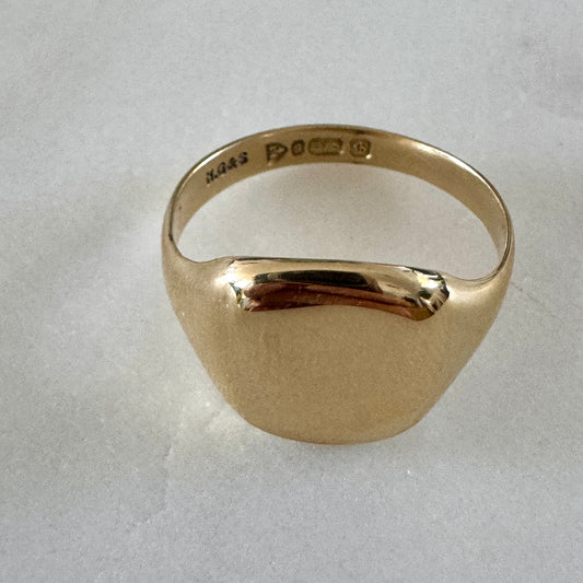 UK Chester hallmarked 1932 -  9ct signet ring!!! All the markings!! Size R 1/2