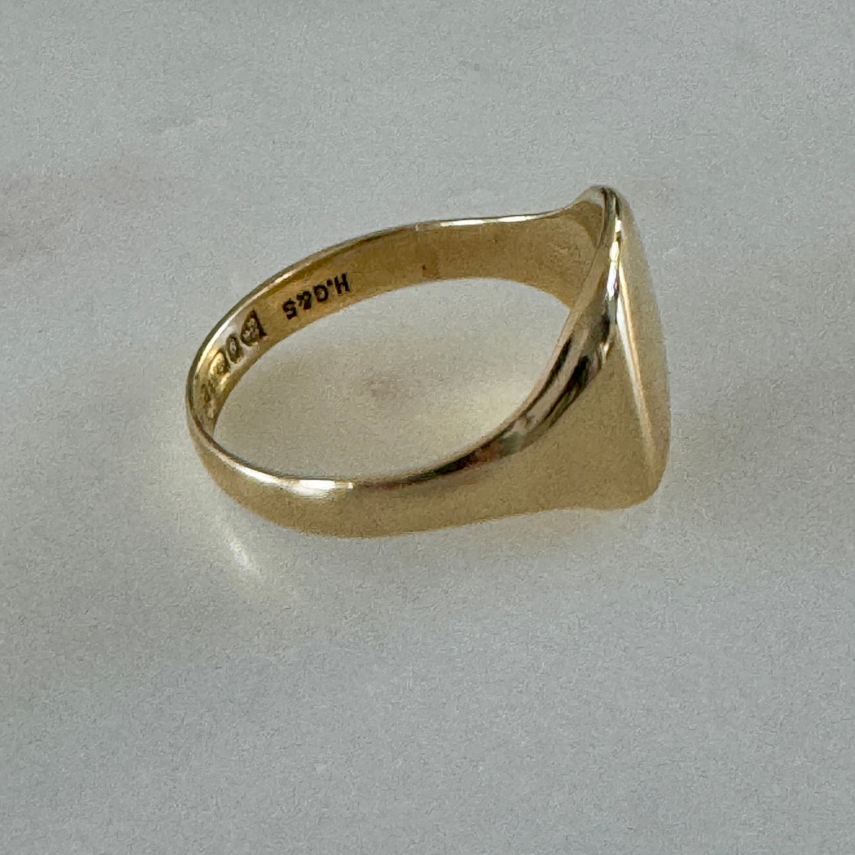 UK Chester hallmarked 1932 -  9ct signet ring!!! All the markings!! Size R 1/2