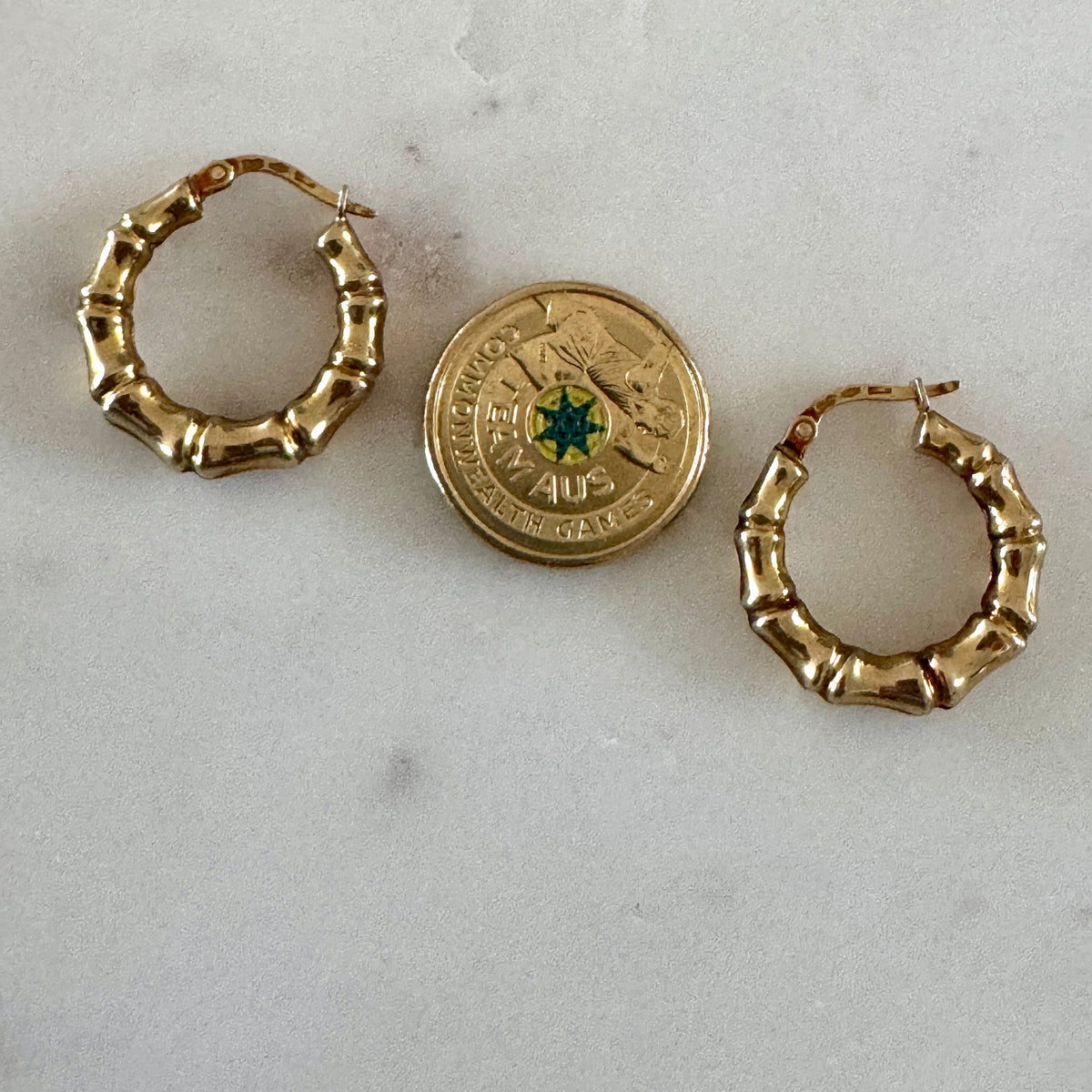 NEW IN - RARE! Vintage Unoaerre bamboo large 9ct gold hoops!