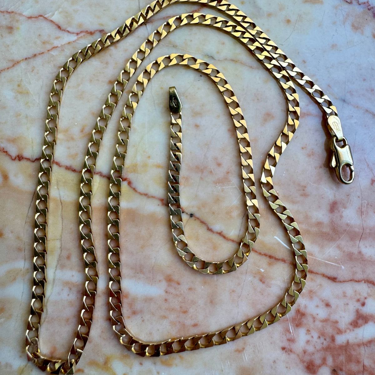 Vintage 9ct Unoaerre BEST LINK necklace - a new favourite!