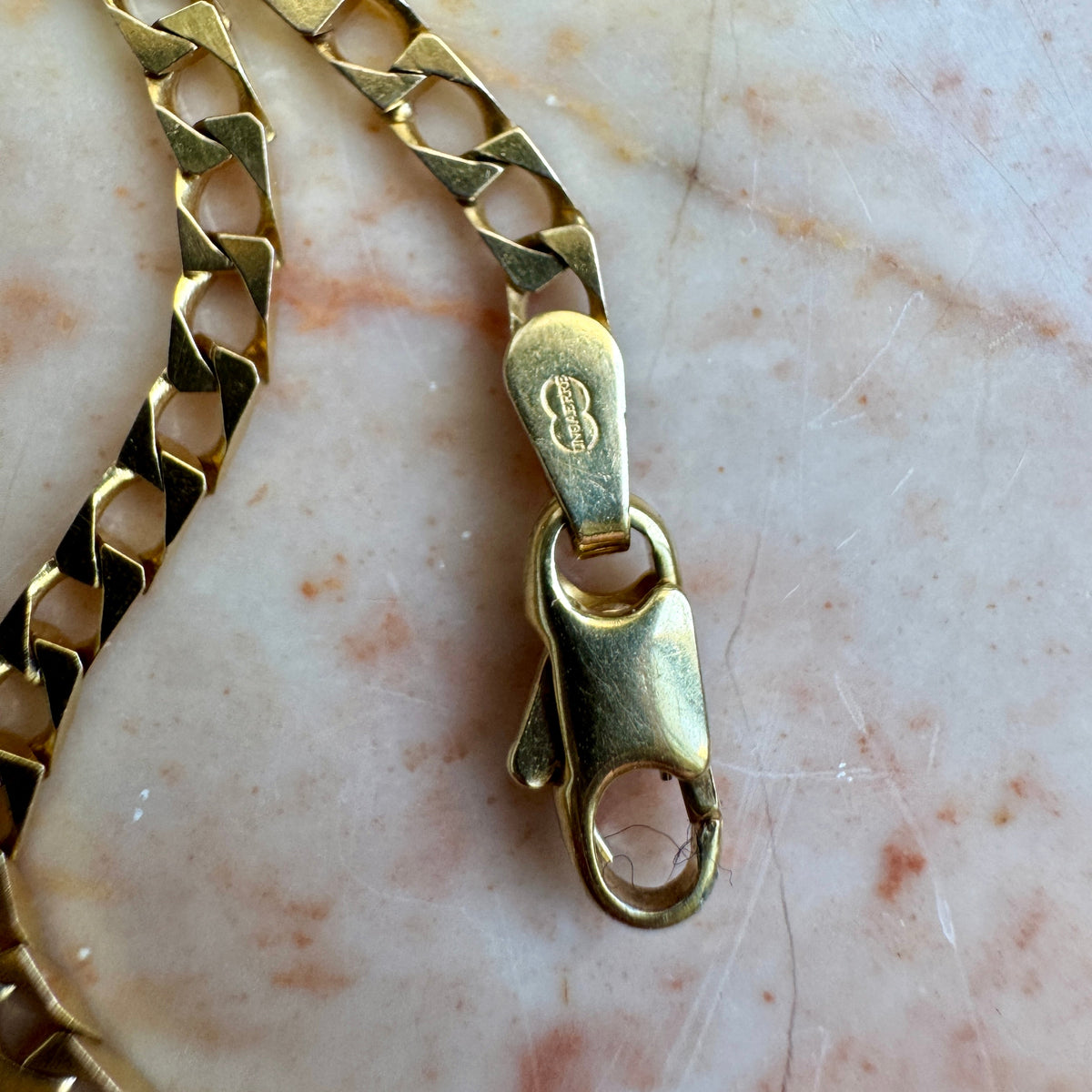 Vintage 9ct Unoaerre BEST LINK necklace - a new favourite!