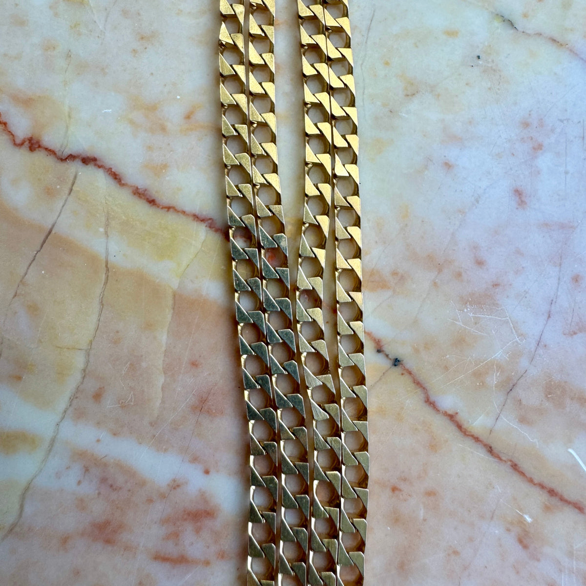 Vintage 9ct Unoaerre BEST LINK necklace - a new favourite!