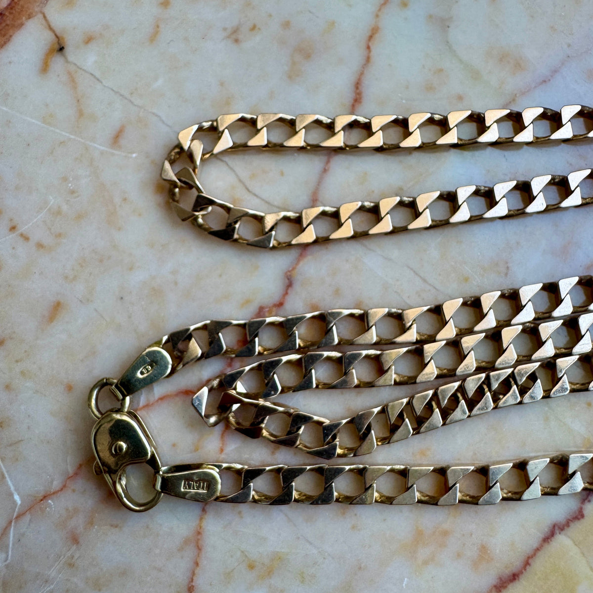 Vintage 9ct Unoaerre disco link necklace! (I could be making that up lol)