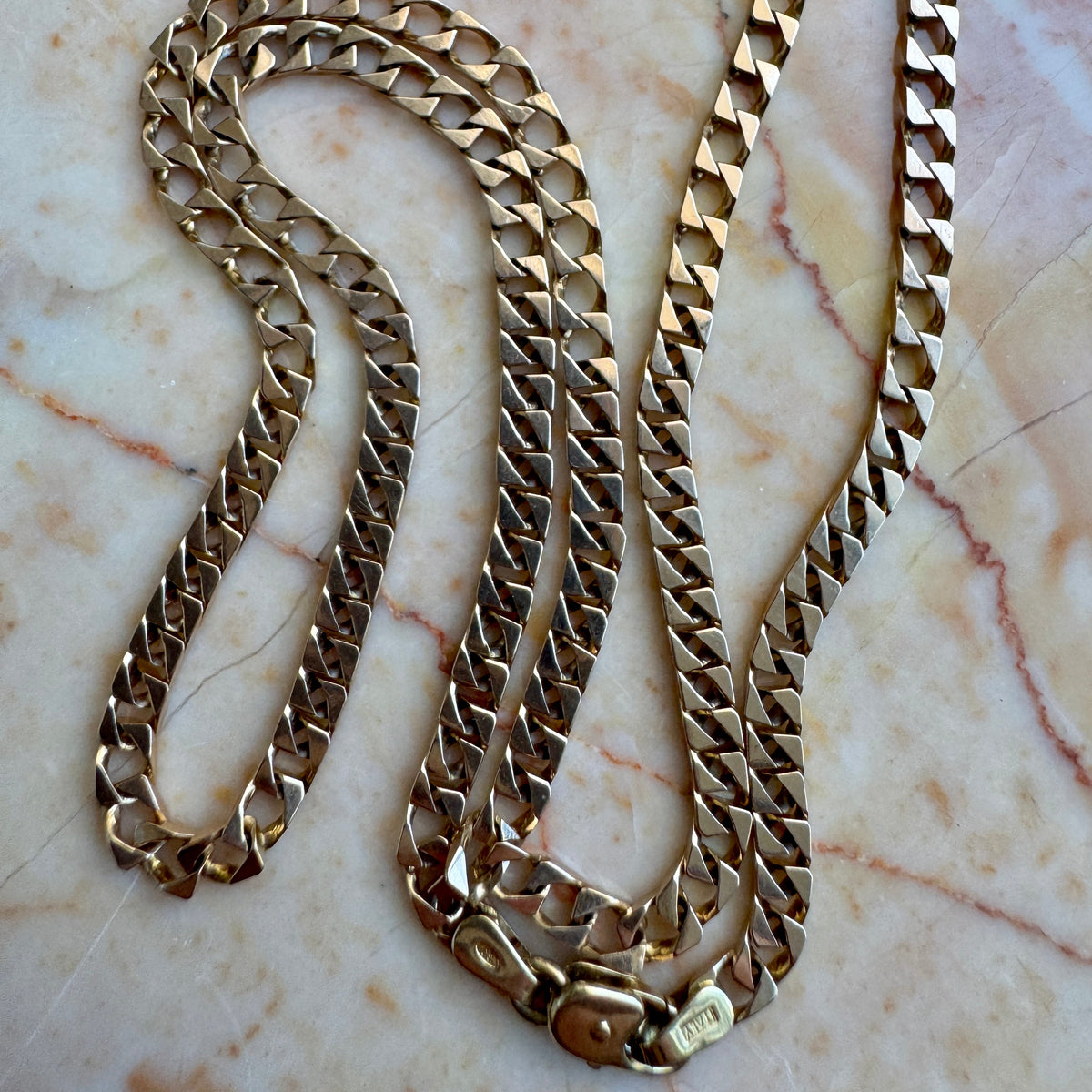 Vintage 9ct Unoaerre disco link necklace! (I could be making that up lol)