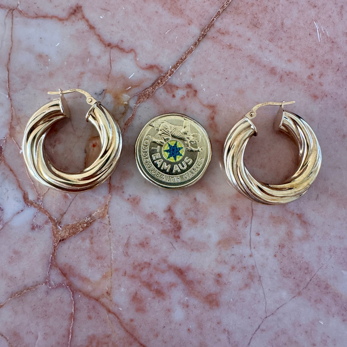 SUPER CHUBBY 9ct Unoaerre twisted hoops with full British hallmarks!!