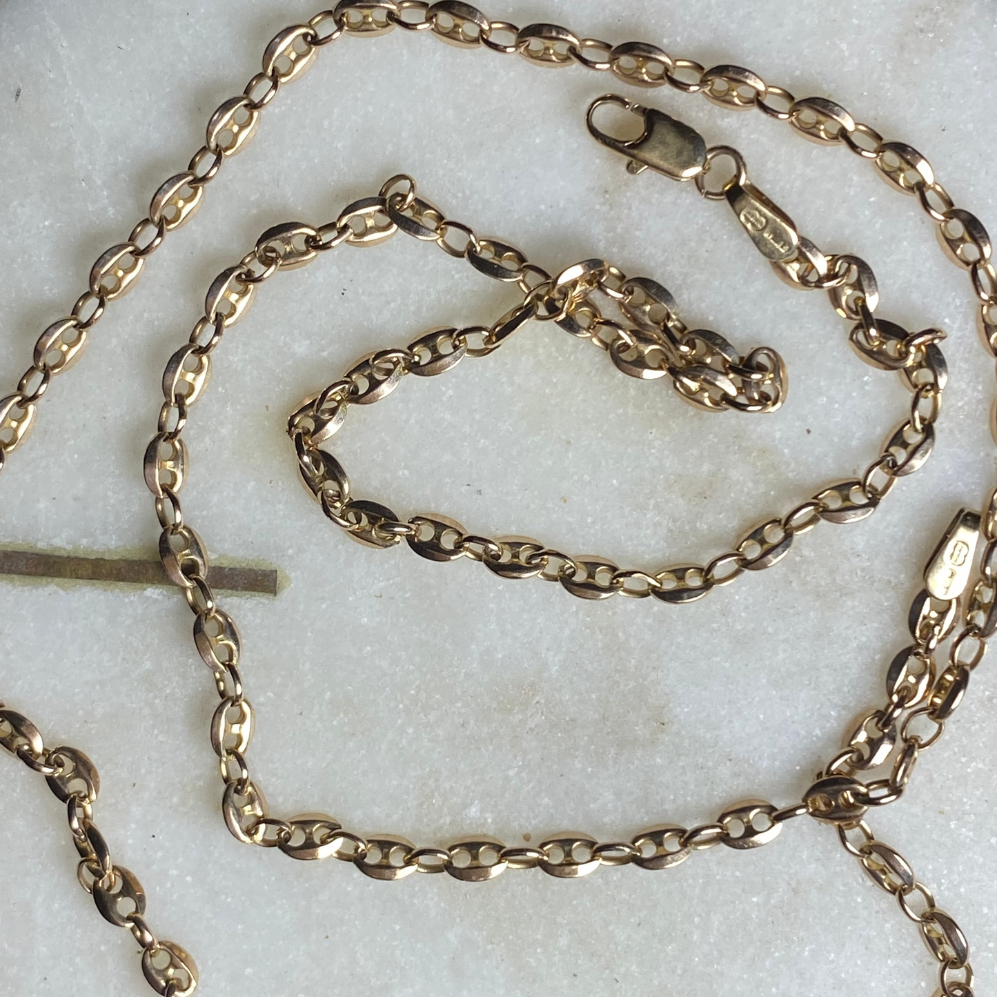 Vintage 9ct 'old gold' colour UnoAErre mini hollow puffy link chain - RARE