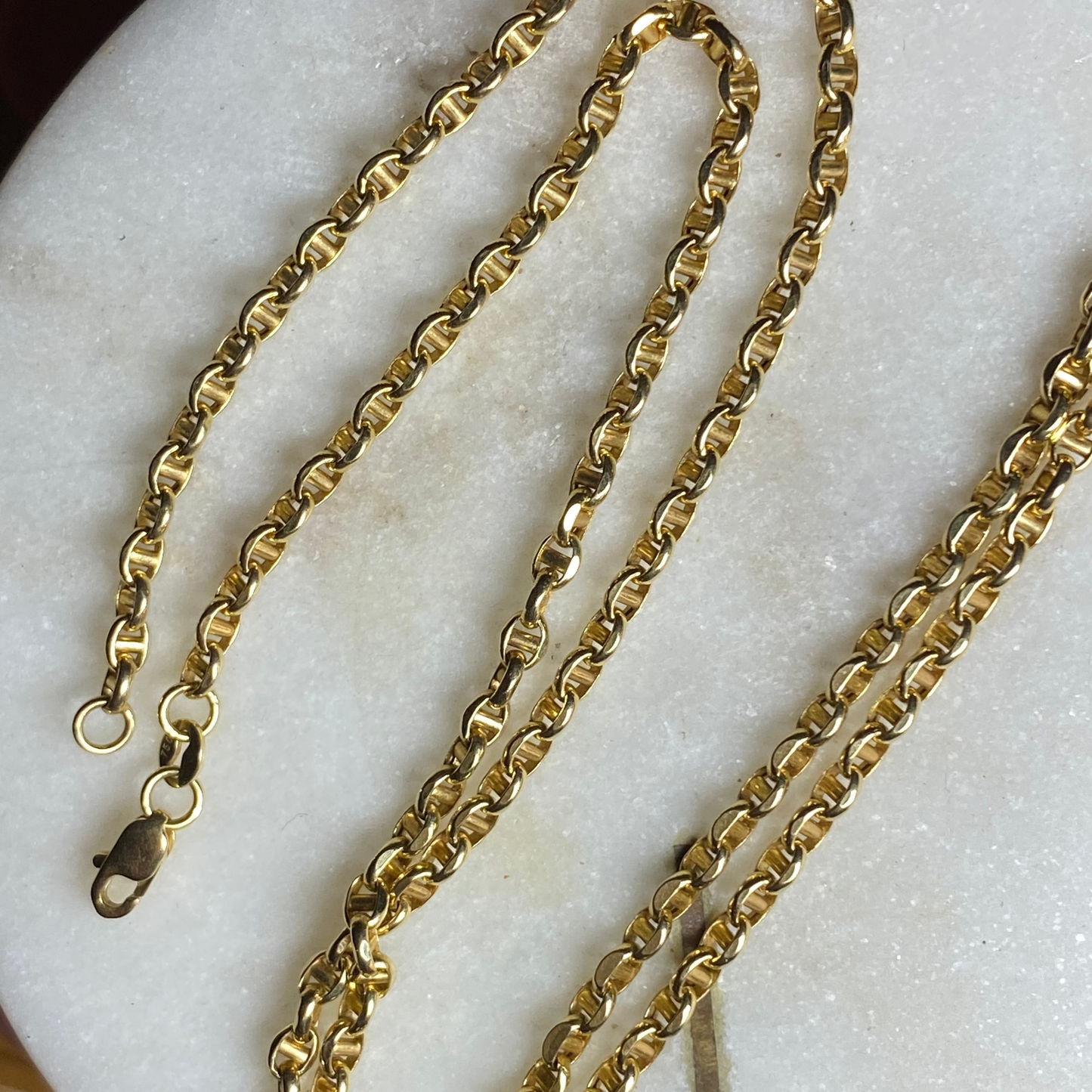 SOLD Vintage 18ct mini mariner chain
