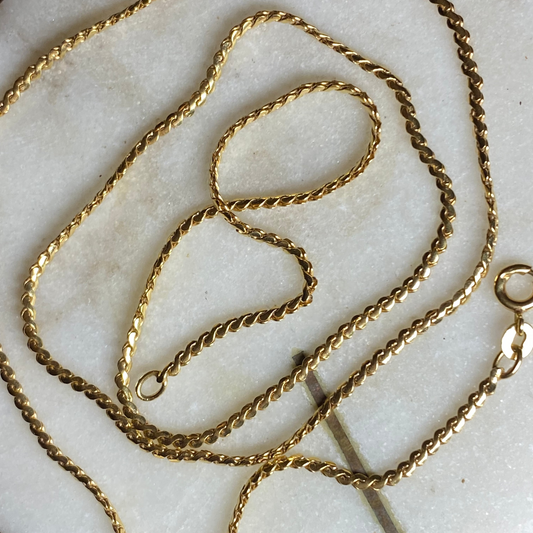 SOLD - Vintage 9ct Serpentine slinky necklace - super buttery!
