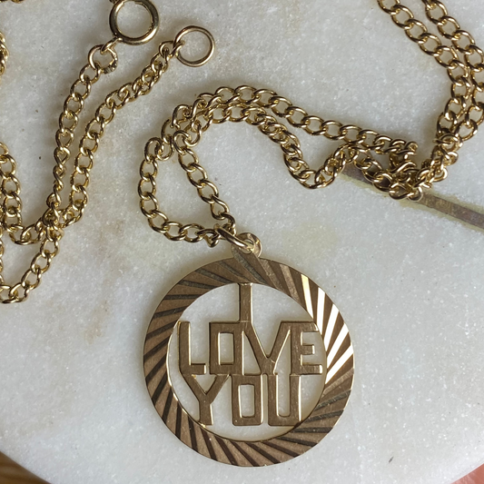 Vintage 9ct I Love You pendant on curb chain