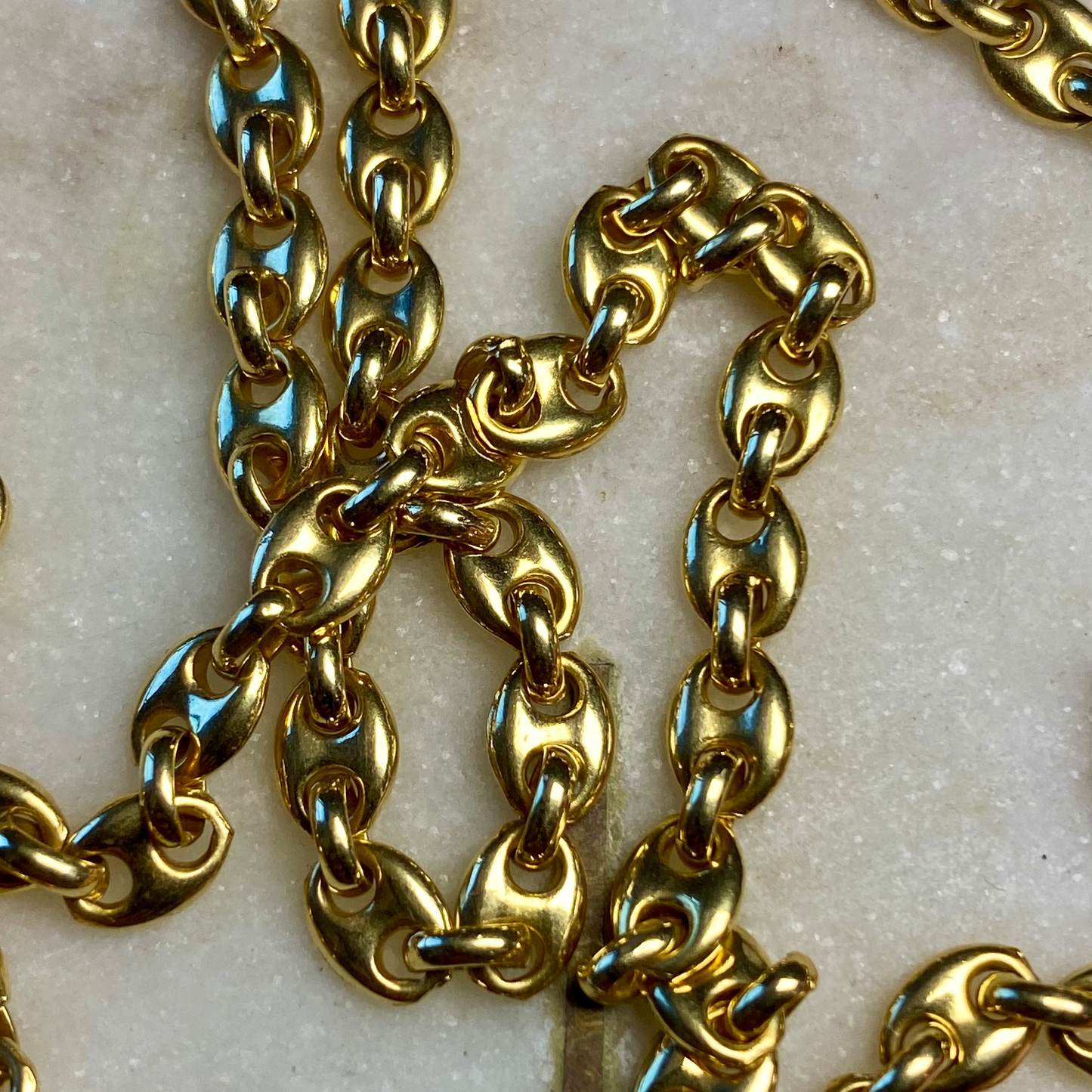 Heavy vintage 18ct Italian puffy mariner link chain - RARE