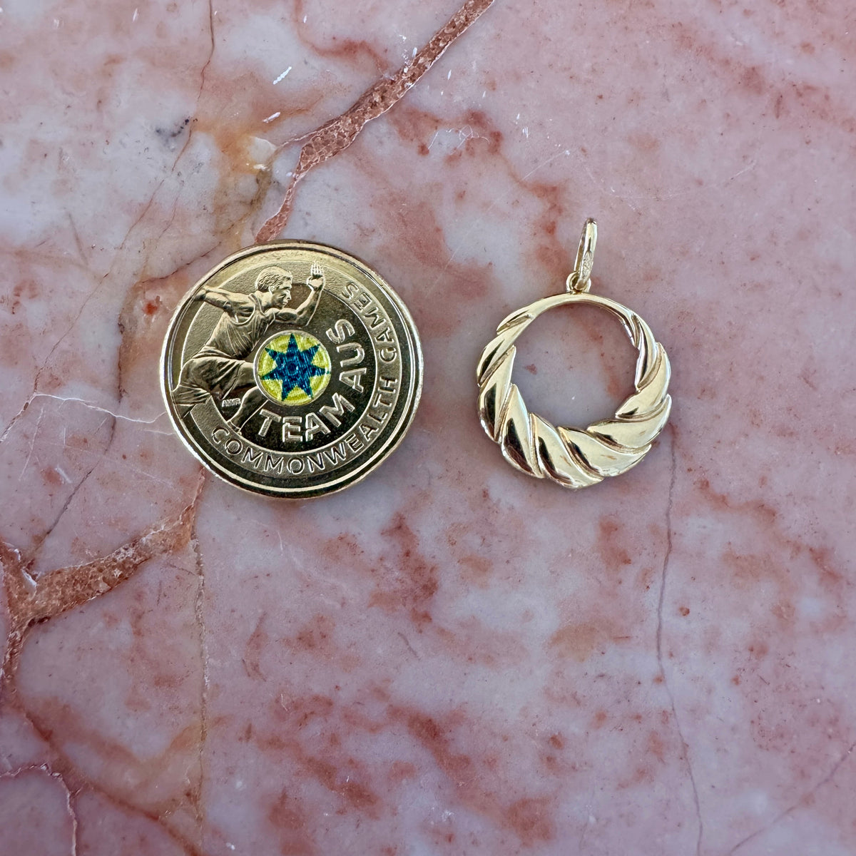 Fine 9ct croissant style pendant - a sweet little addition to your necklace