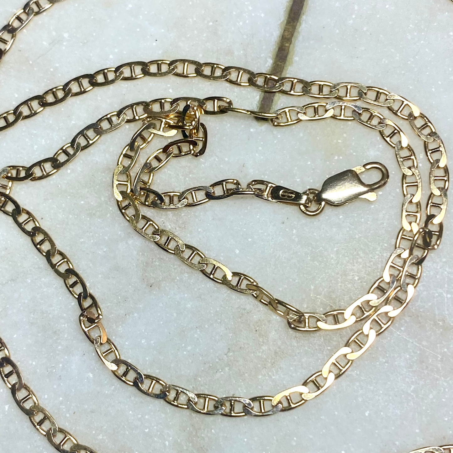 Vintage 9ct UnoAErre anchor link chain