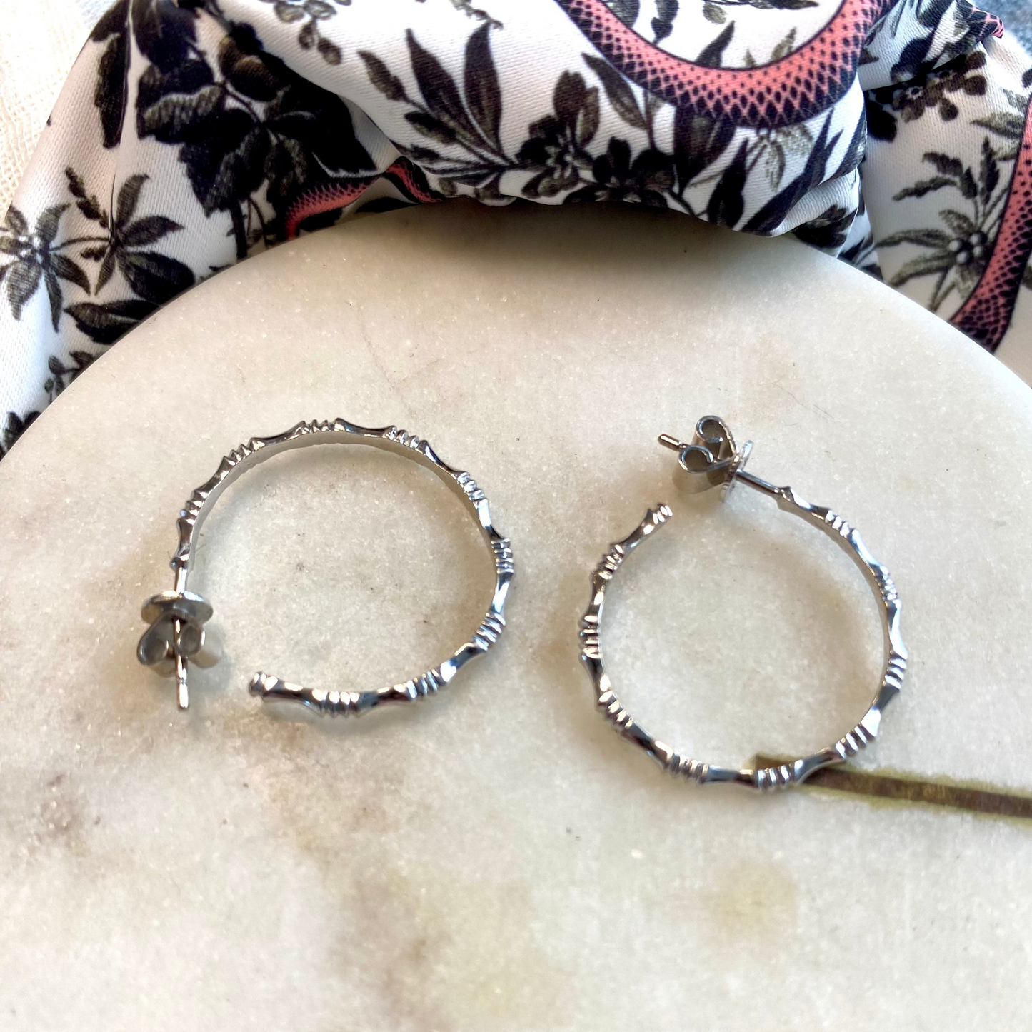 SOLD  Vintage 14ct white gold fine bamboo hoop earrings