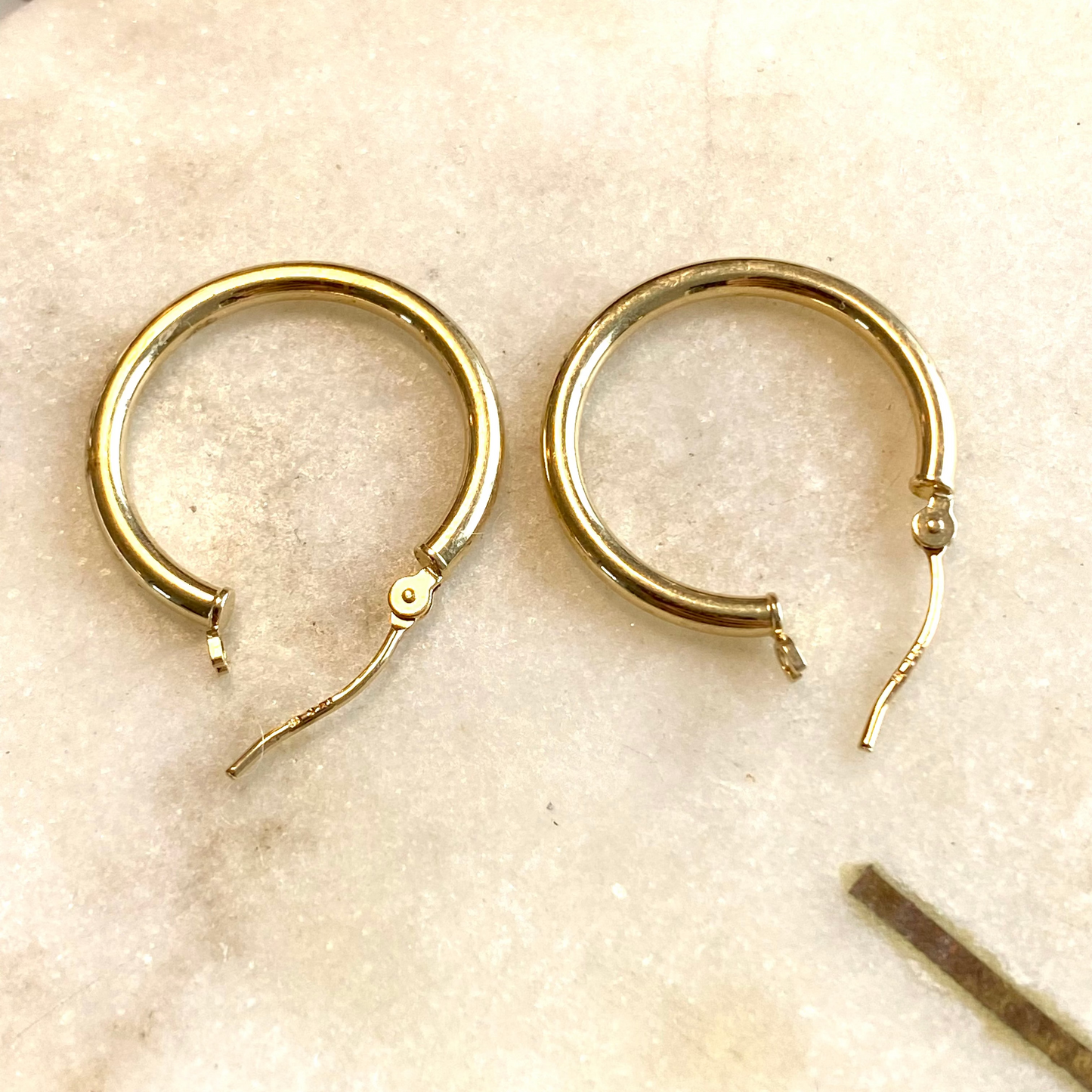 SOLD  Vintage 14ct hoop earrings