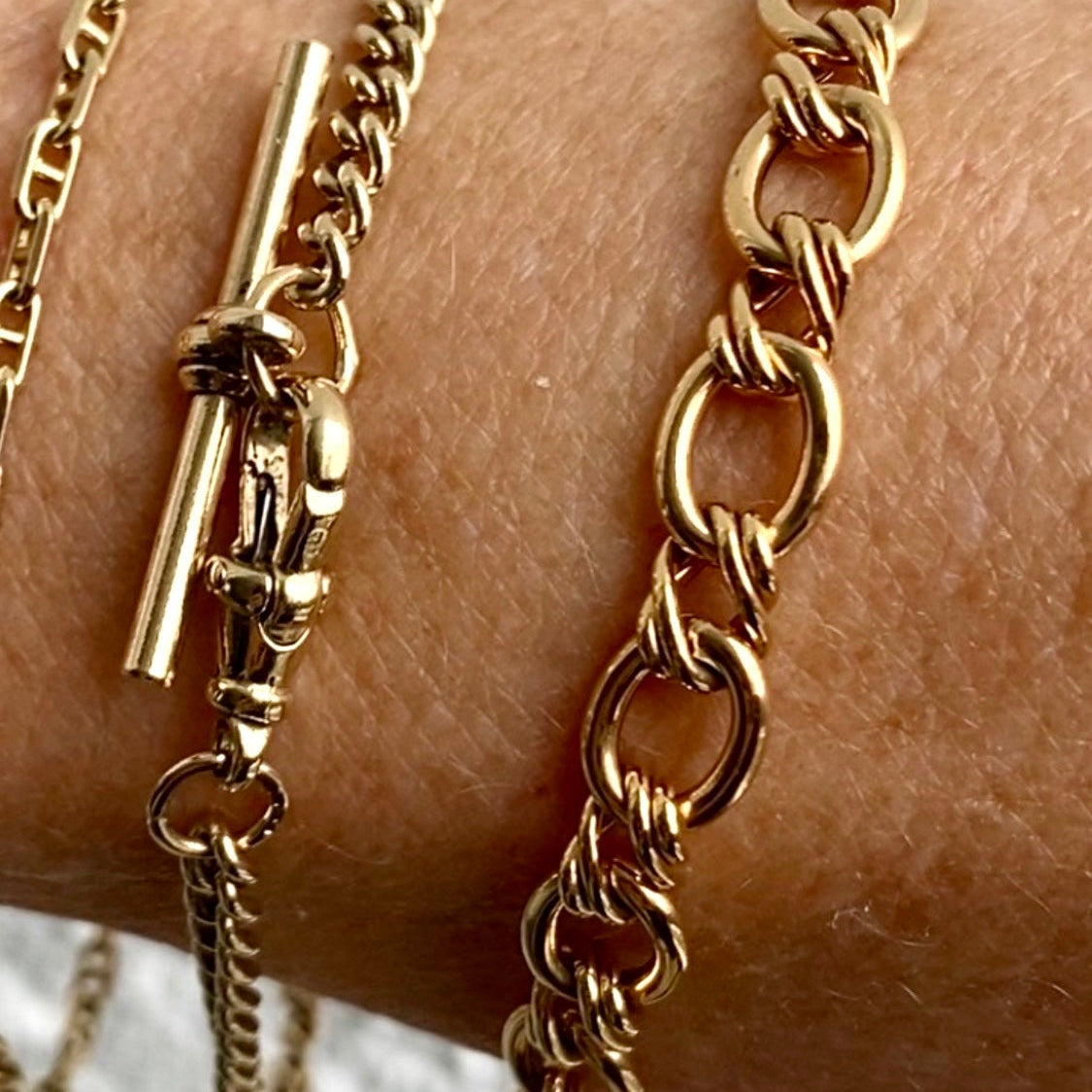 SOLD  Antique gold T-bar curb link bracelet with Albert clasp