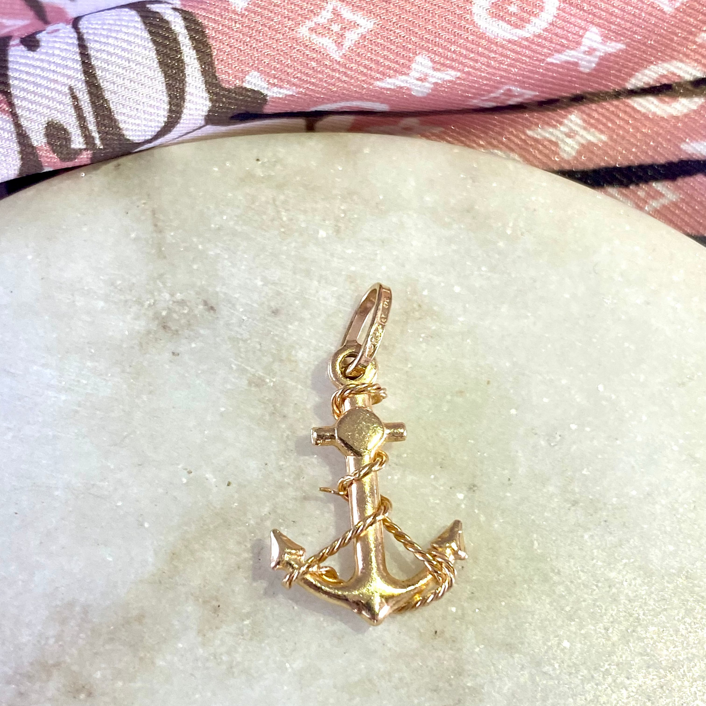SOLD   Buttery Italian made 18ct gold anchor pendant