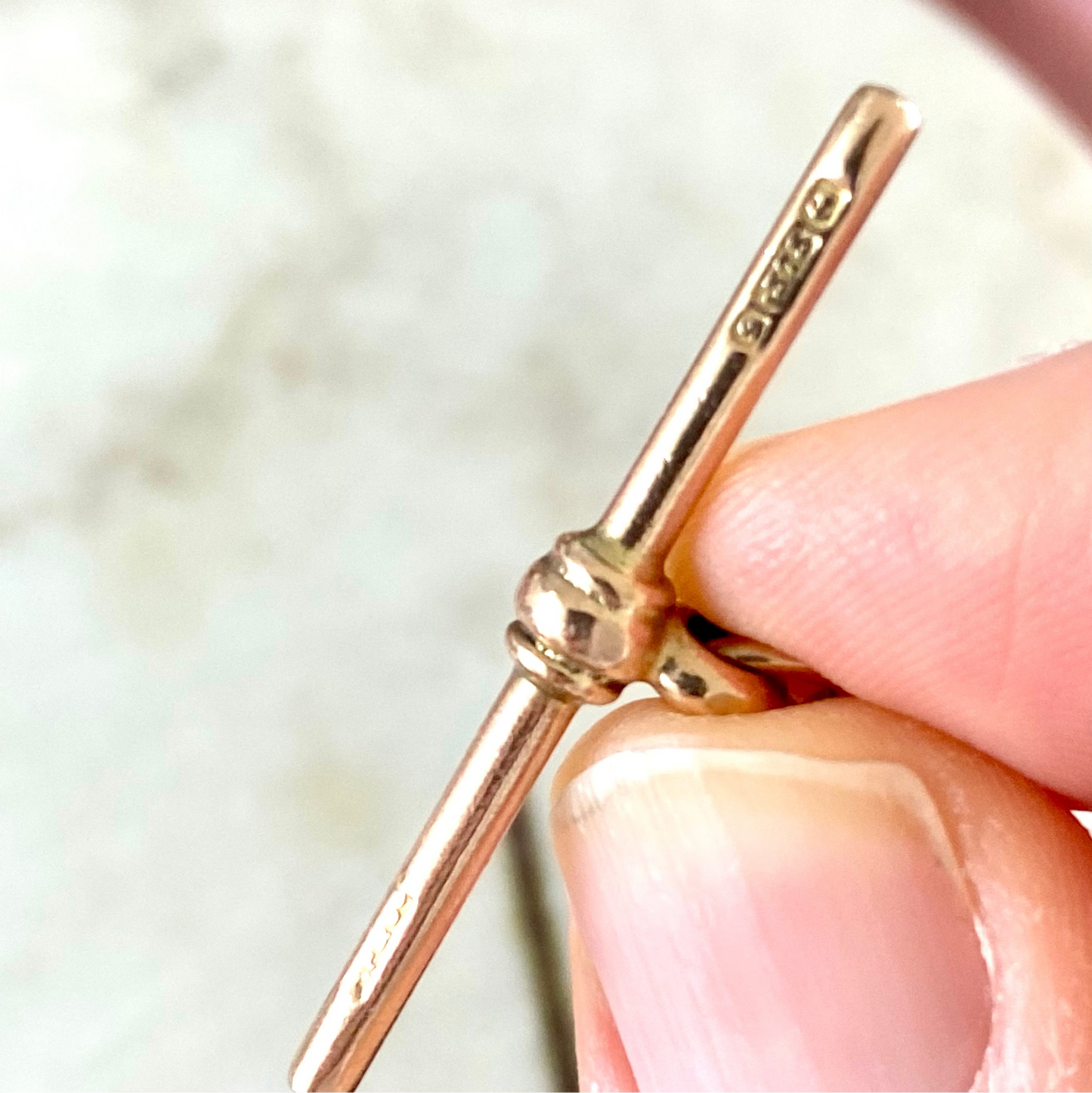 SOLD!   Antique 9ct rose gold T-bar with hallmarks!