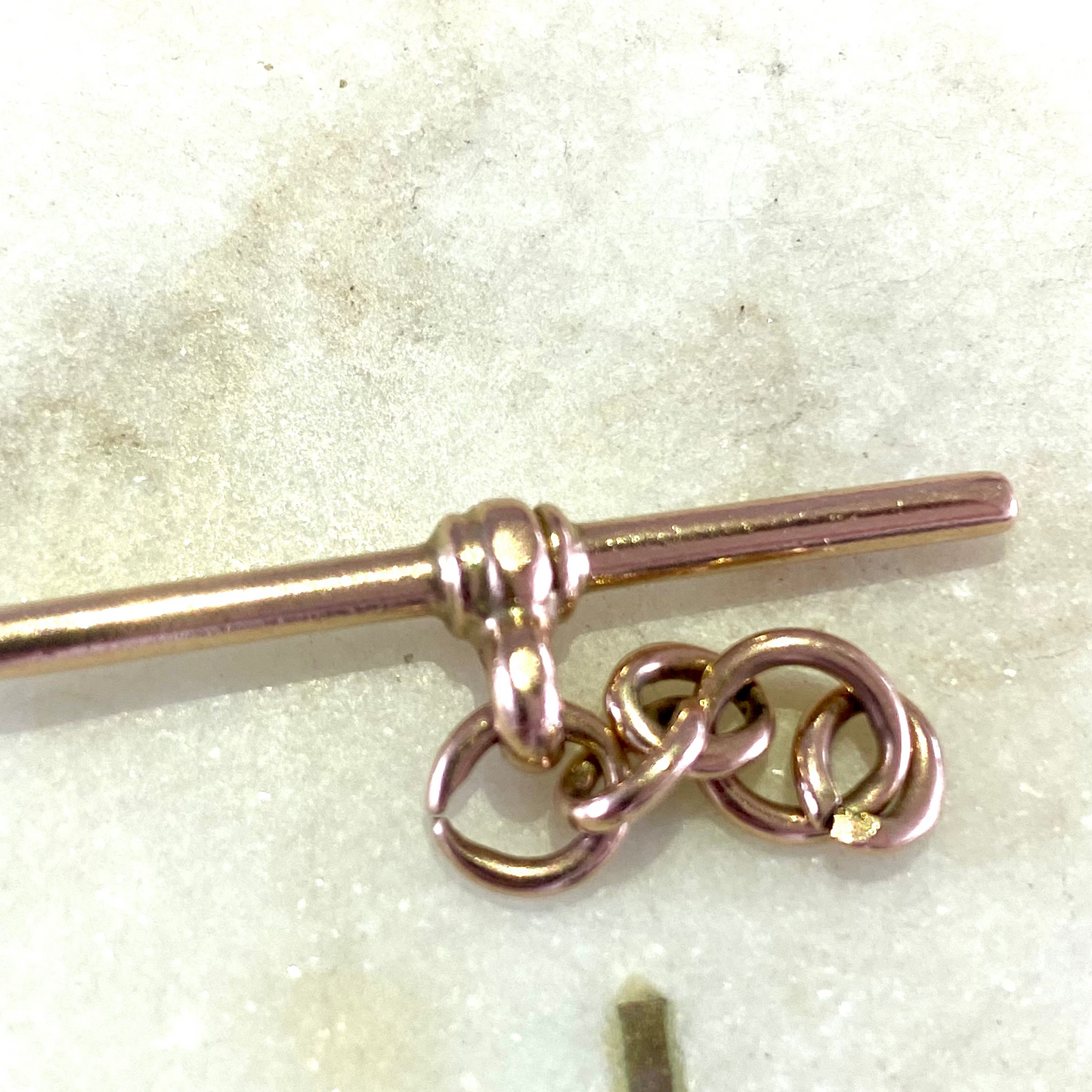 SOLD!   Antique 9ct rose gold T-bar with hallmarks!