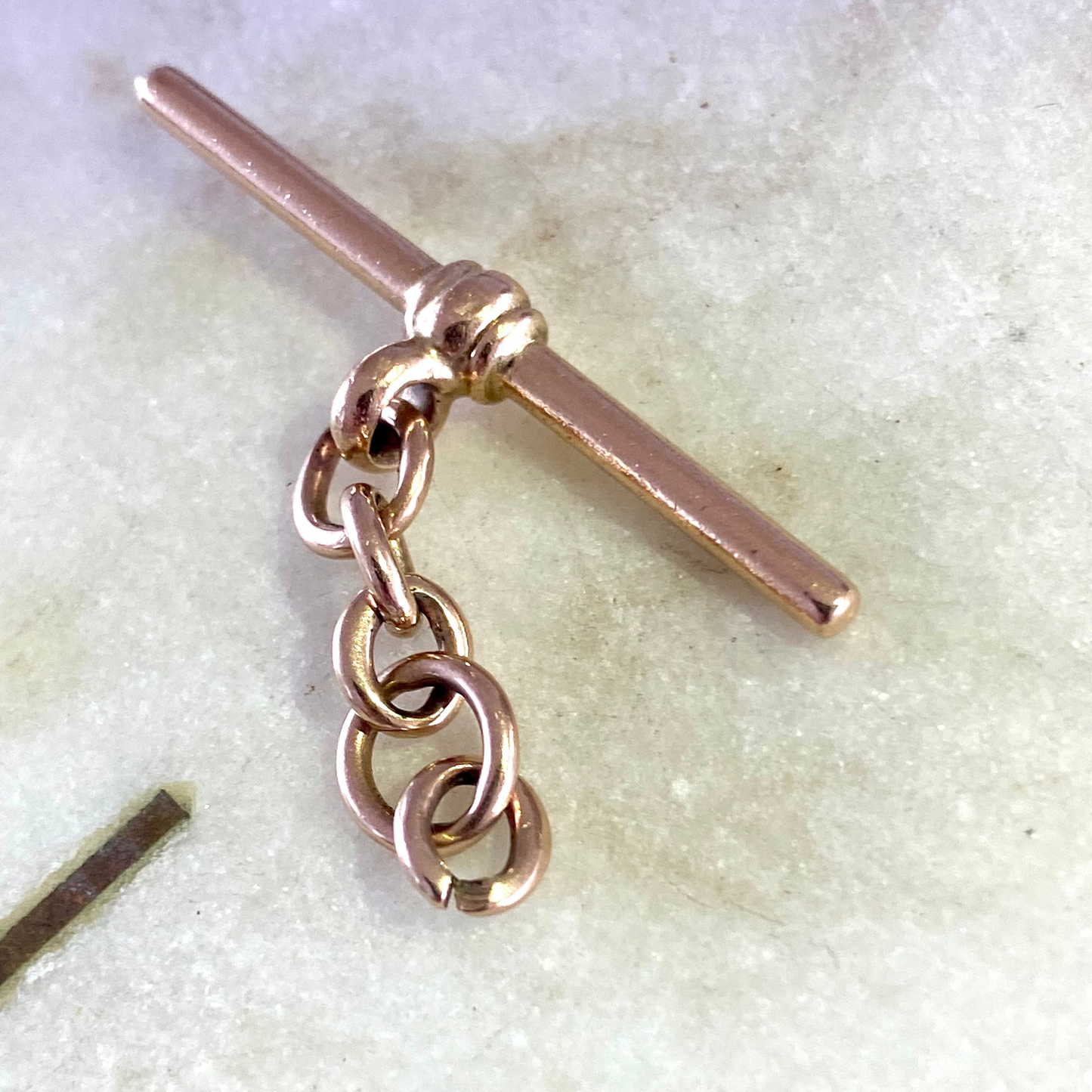 SOLD!   Antique 9ct rose gold T-bar with hallmarks!