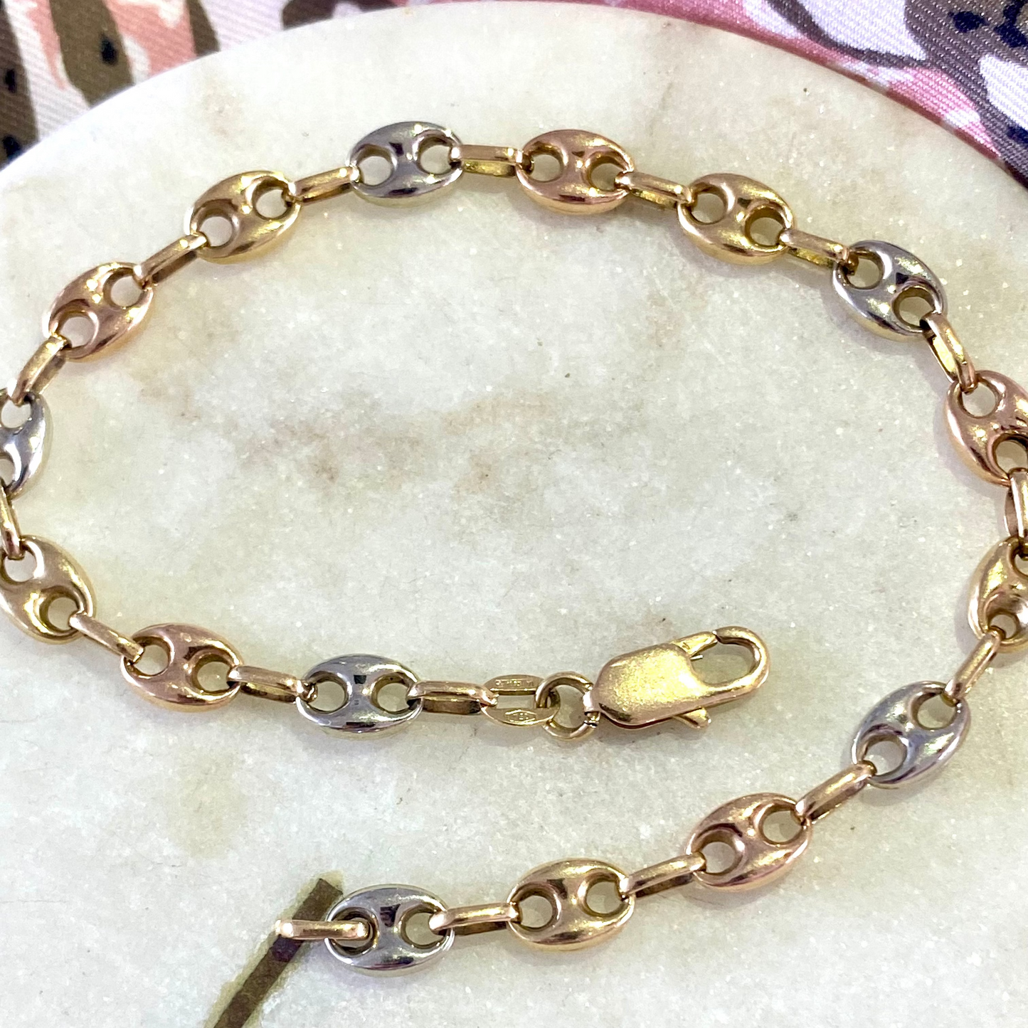 SOLD! RARE!!! Vintage 18ct Tri-Colour puffy mariner link bracelet!