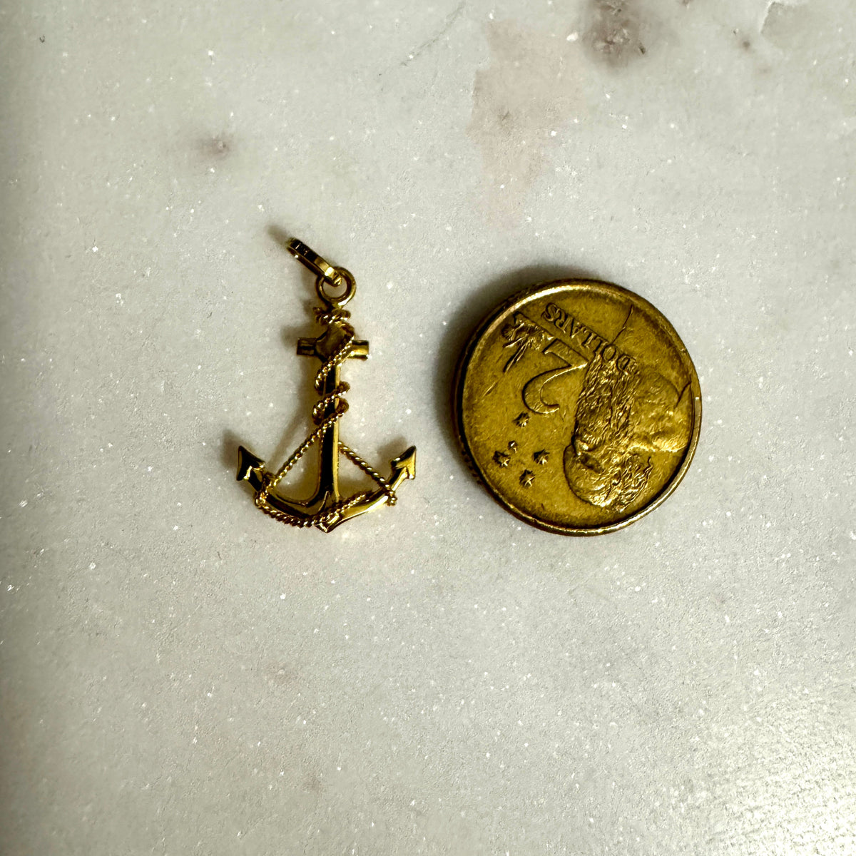 9ct little anchor pendant - delicate yet detailed