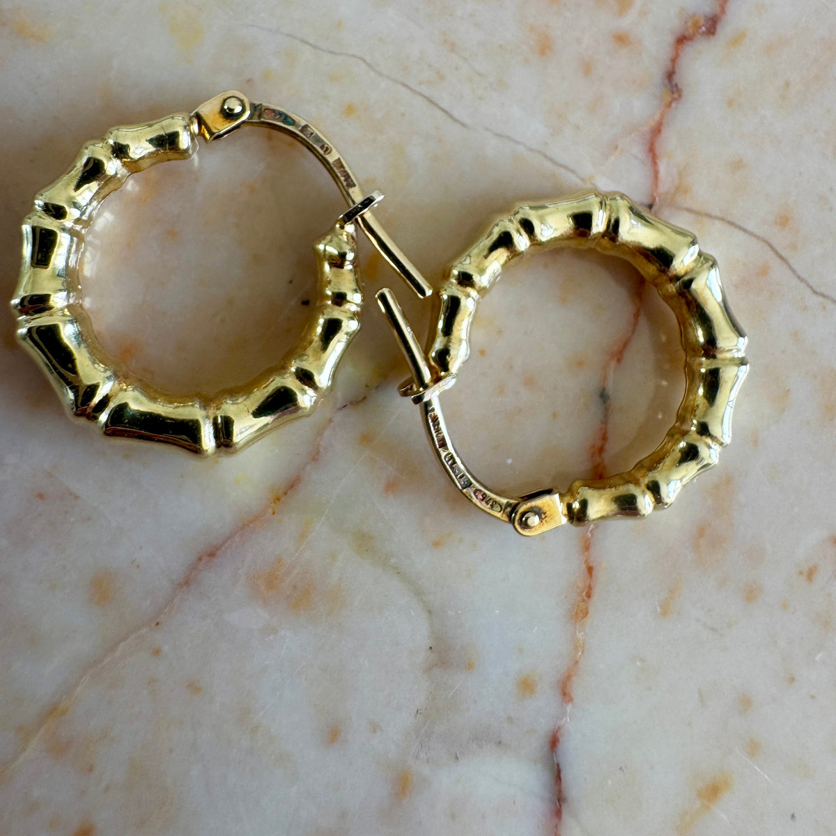 Just in!! Rare small 9ct Unoaerre bamboo hoops!!