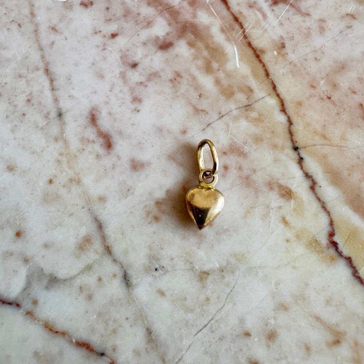 18ct baby puffy heart pendant or charm - old gold rosy colour