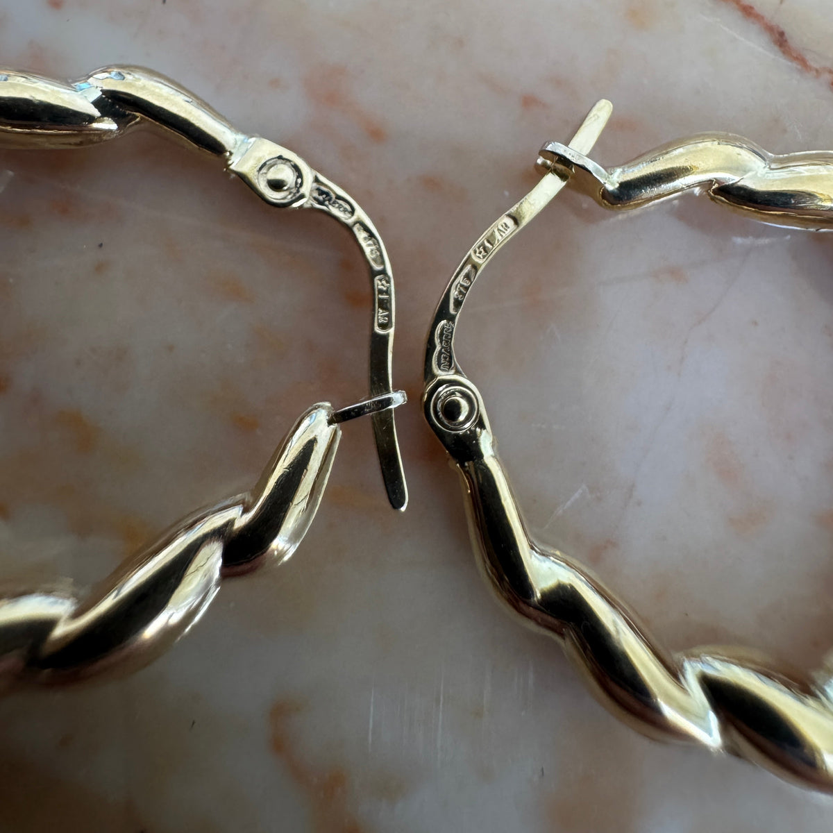 9ct Vintage Unoaerre croissant hoops - so beautiful
