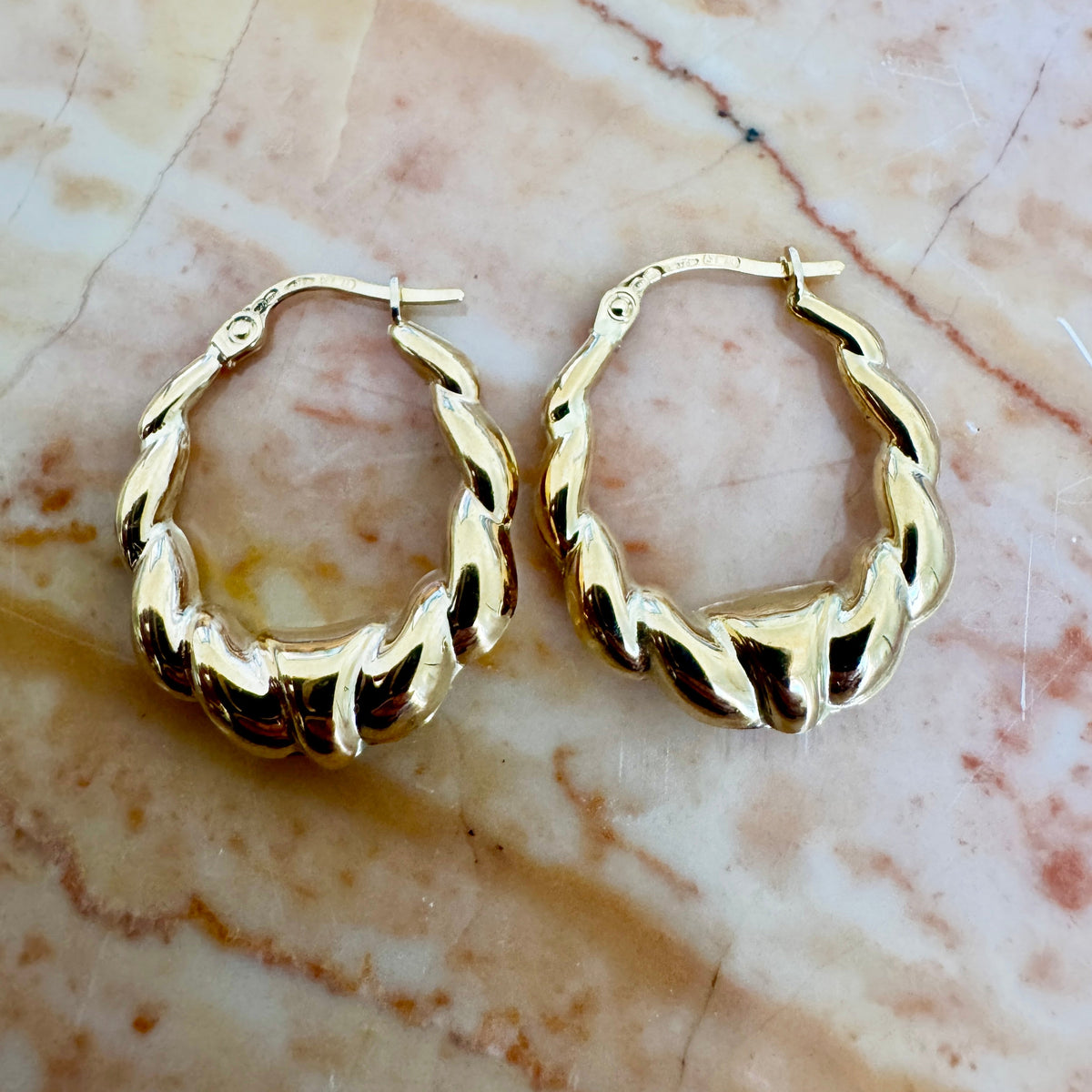 9ct Vintage Unoaerre croissant hoops - so beautiful