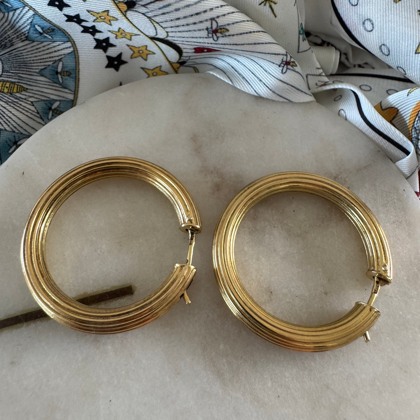 Vintage Italian 9ct gold large ribbed hoop earrings